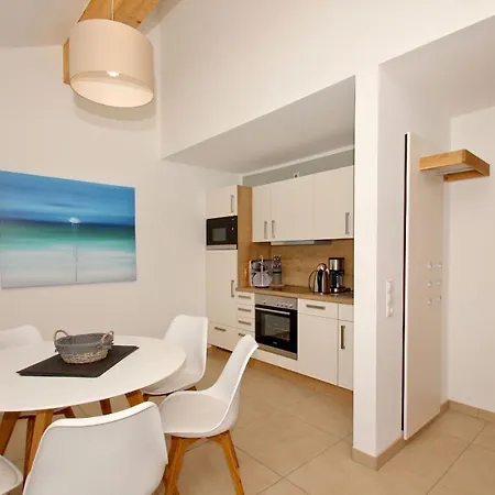 Strandnahe Mit Balkon, Gratis Nutzung Vom Ahoi Erlebnisbad Und Sauna In Sellin - Rex Rugia 11-6 شقة